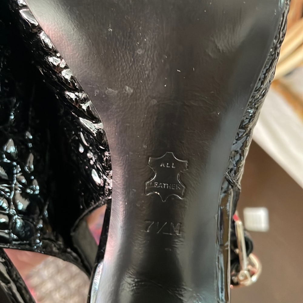 🔥💥☄️HOST PICK☄️💥🔥Stunning Tory Burch heels - Picture 11 of 11